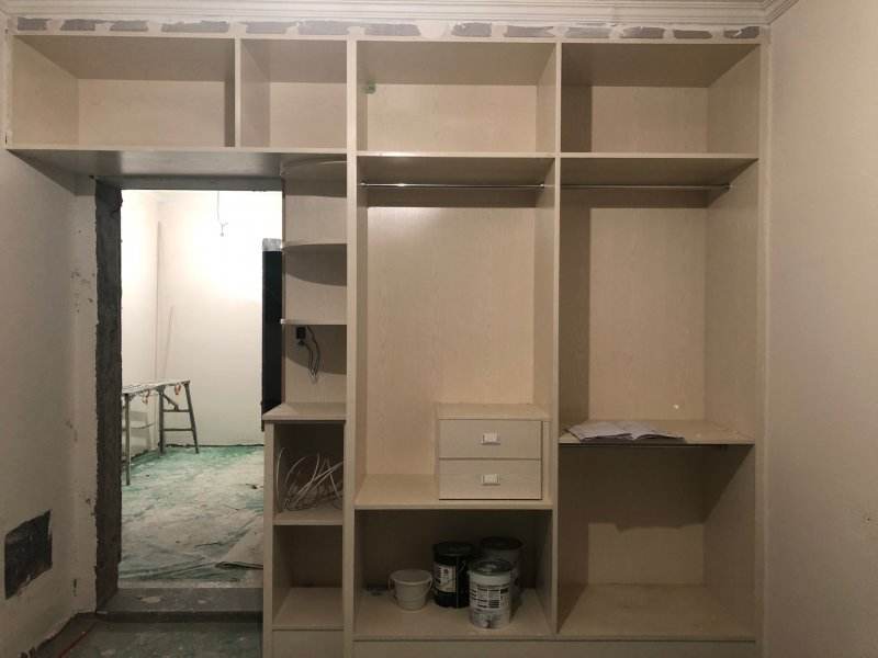 家裝柜子是請木工打柜子好還是全屋定制柜子好，哪種更劃算